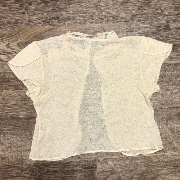Lace Short Sleeve Top - Picture 3 of 3